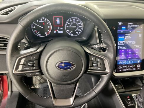 Used 2022 Subaru Outback Premium image 11