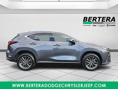 Used 2022 Lexus NX 250 AWD w/ Cold Area Package image 7
