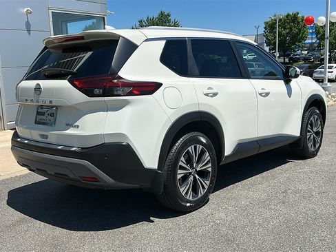 Certified 2023 Nissan Rogue SV w/ SV Premium B Package AWD/4WD image 7