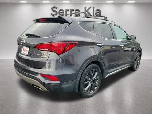 Used 2018 Hyundai Santa Fe Sport w/ 2.0T Ultimate Tech Package 05 FWD image 5