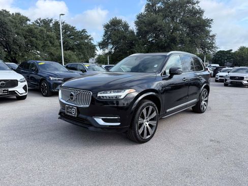 Certified 2024 Volvo XC90 T8 Ultimate w/ Lounge Package AWD/4WD image 2