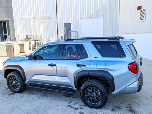 Used 2025 Toyota 4Runner Limited image 10