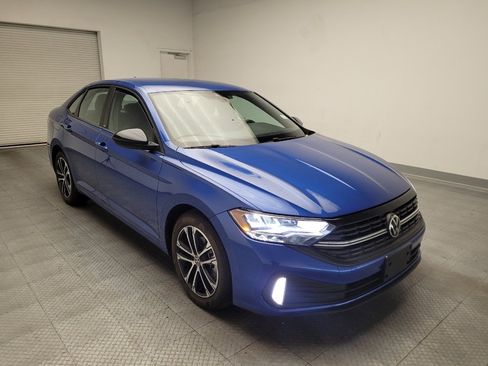 Used 2024 Volkswagen Jetta Sport FWD image 13