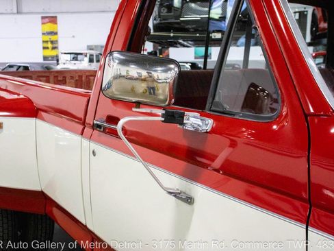 Used 1986 Ford F350 2WD Regular Cab image 35