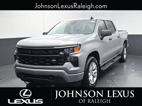 Used 2025 Chevrolet Silverado 1500 Custom RWD image 5