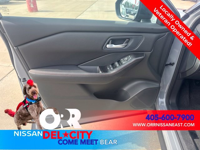 New 2026 Nissan Rogue SV AWD/4WD image 15