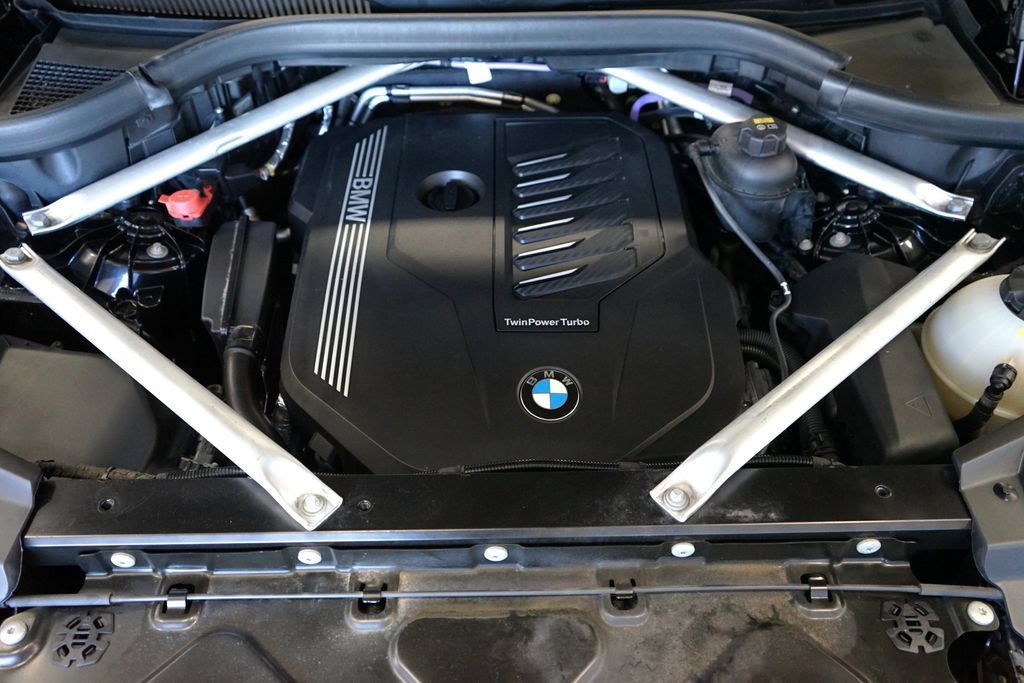 Used 2021 BMW X5 xDrive40i w/ Executive Package AWD/4WD image 58