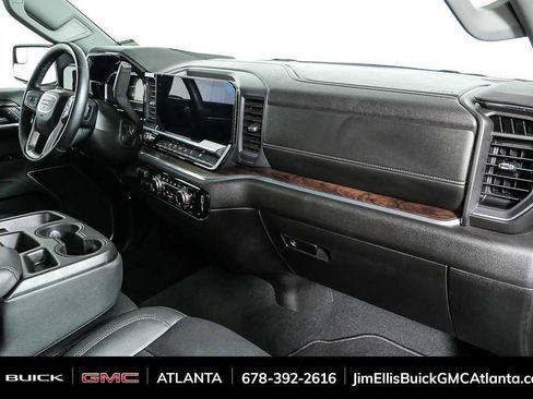 Used 2025 GMC Sierra 1500 SLT AWD/4WD image 22