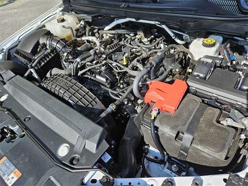 Used 2022 Ford Ranger XLT w/ Equipment Group 301A Mid image 17