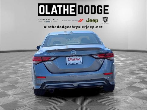 Used 2022 Nissan Sentra SR w/ Electronics Package FWD image 25