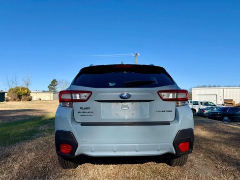 Used 2019 Subaru Crosstrek 2.0i Premium w/ Moonroof Package image 6