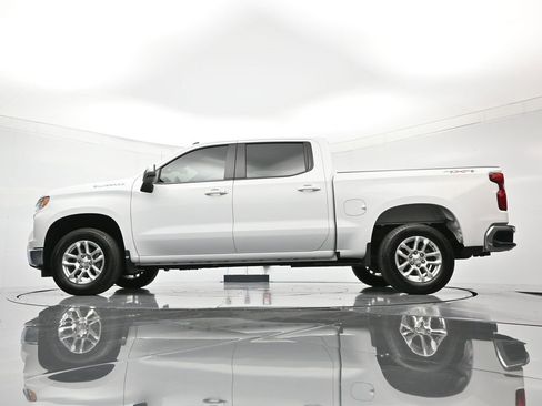 Certified 2024 Chevrolet Silverado 1500 LT image 44