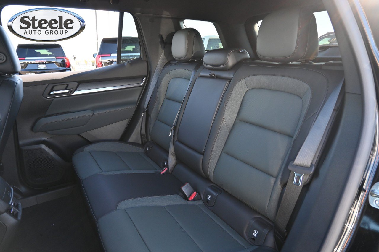 New 2027 GMC Terrain AT4 w/ Technology Package II AWD/4WD image 20