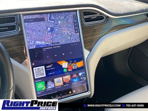 Used 2015 Tesla Model S 70D image 14