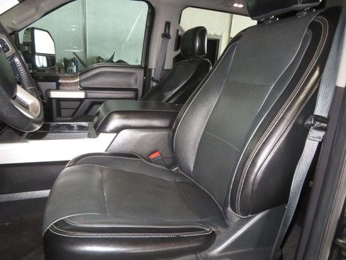 Used 2018 Ford F350 Lariat w/ Lariat Ultimate Package AWD/4WD image 22
