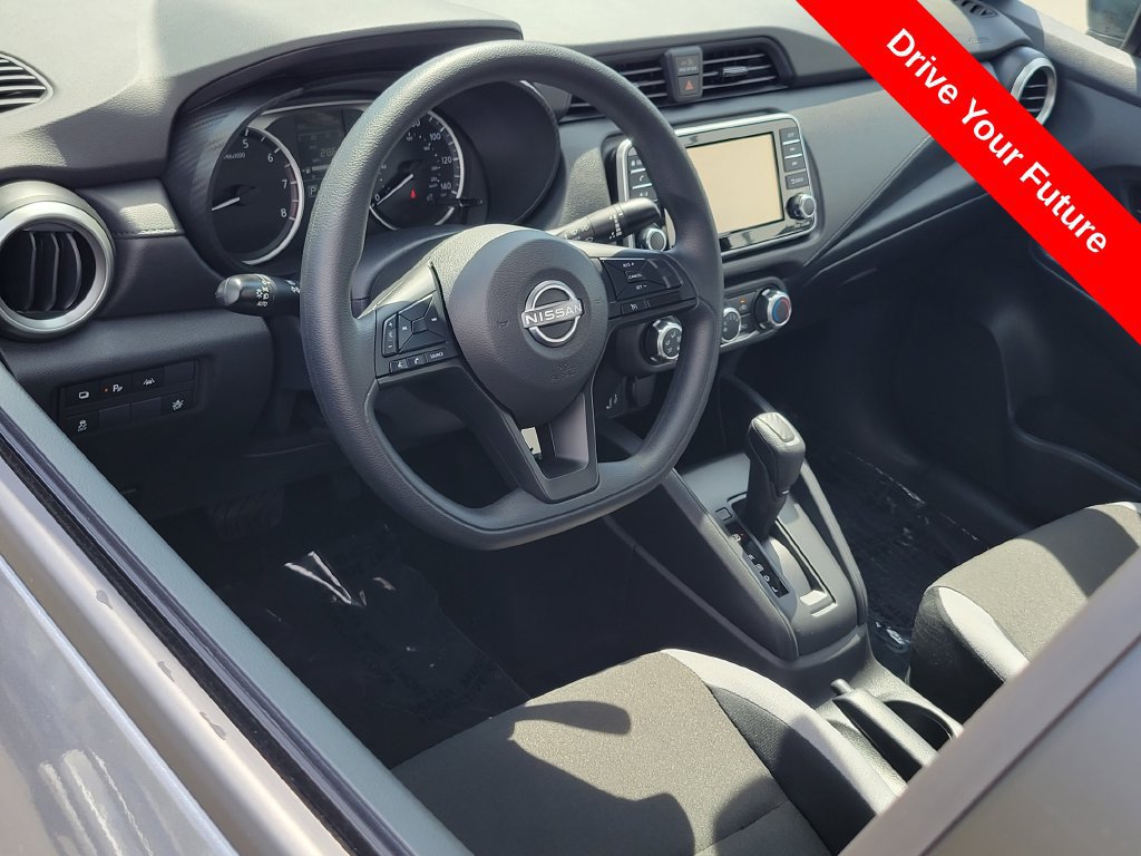 Used 2025 Nissan Versa S w/ Trunk Package FWD image 5