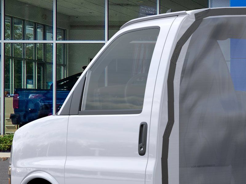New 2026 Chevrolet Express 4500 w/ Power Convenience Package RWD image 12