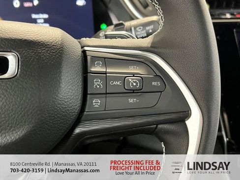 New 2025 Jeep Grand Cherokee Altitude AWD/4WD image 31