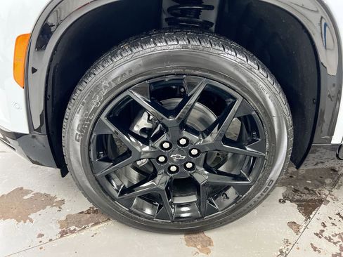 New 2026 Chevrolet Traverse RS w/ LPO, Floor Liner Package image 27