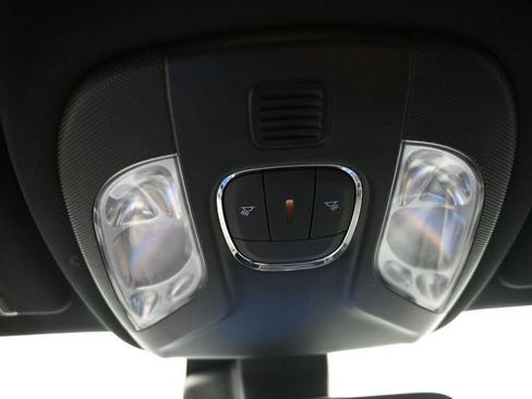 Used 2024 Jeep Compass Latitude AWD/4WD image 31