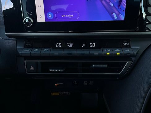 Used 2025 Toyota Camry LE image 26