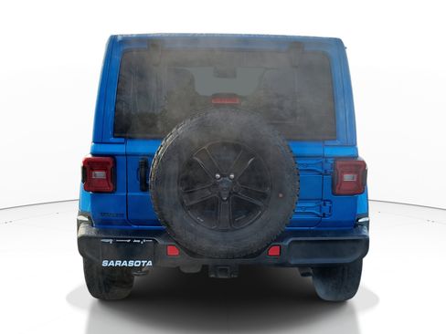 Used 2022 Jeep Wrangler Unlimited Sahara image 5