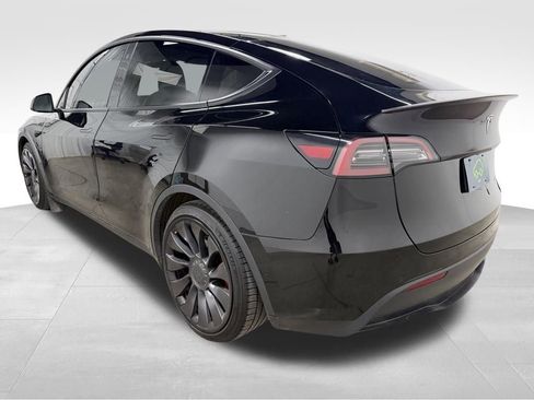 Used 2022 Tesla Model Y Performance image 3