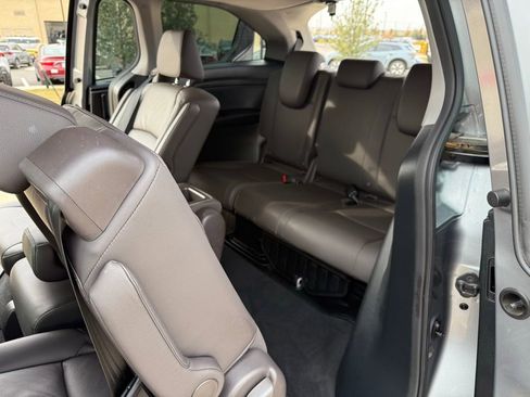 Used 2023 Honda Odyssey EX-L image 26