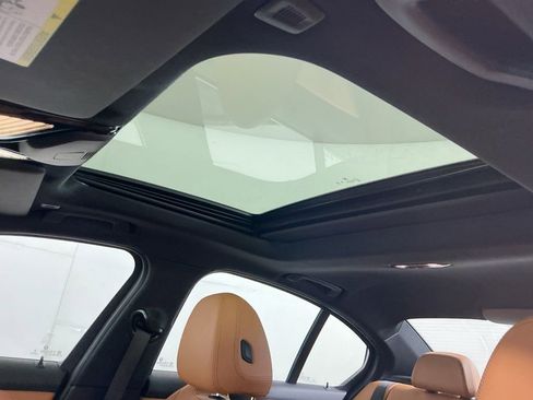 Certified 2025 BMW 330i Sedan w/ M Sport Package RWD image 23