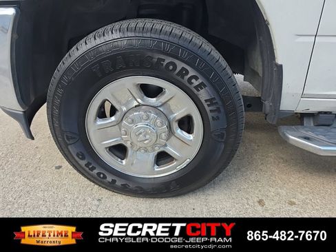 Used 2021 RAM 3500 Big Horn AWD/4WD image 9
