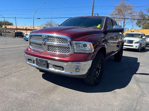 Used 2017 RAM 1500 Laramie w/ Convenience Group image 7
