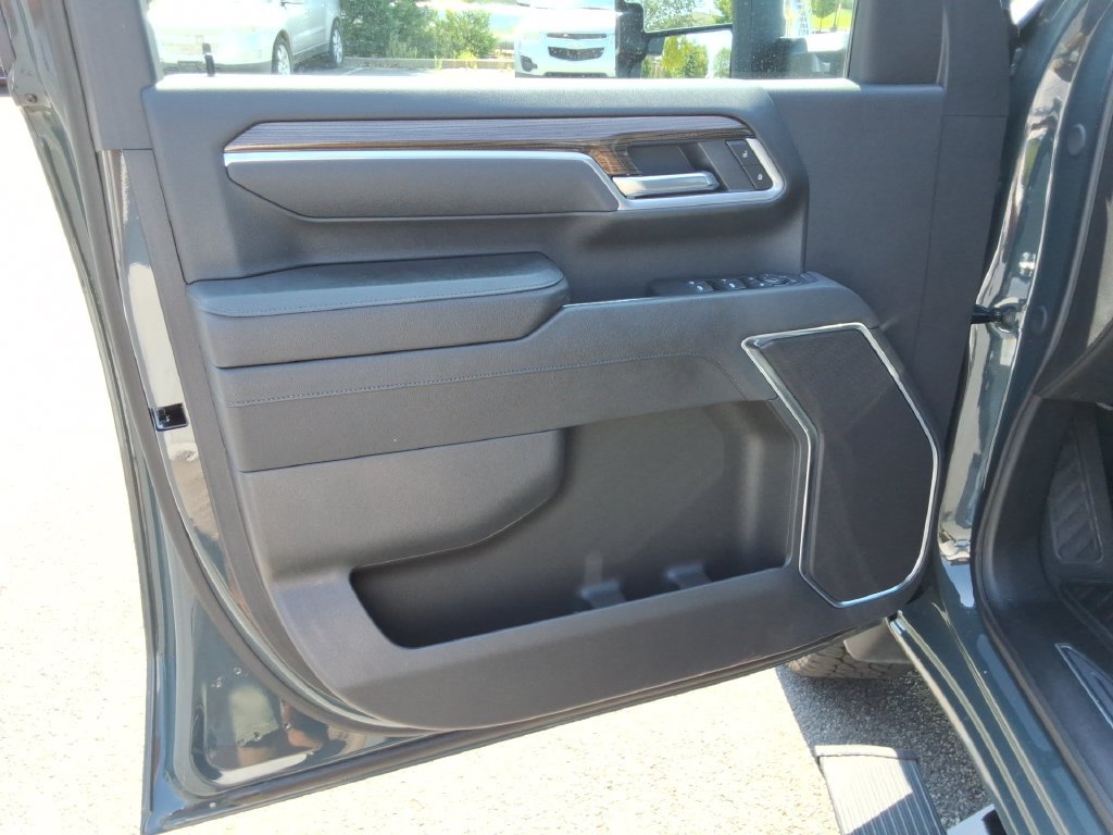 Certified 2025 Chevrolet Silverado 2500 LT w/ All Star Edition AWD/4WD image 23