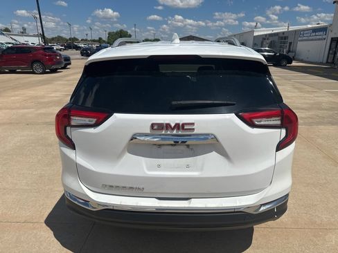 Used 2023 GMC Terrain SLT FWD image 30