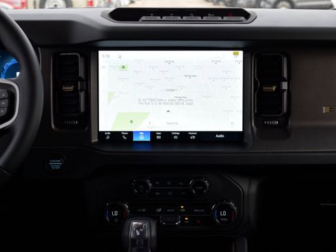 New 2026 Ford Bronco Badlands image 11