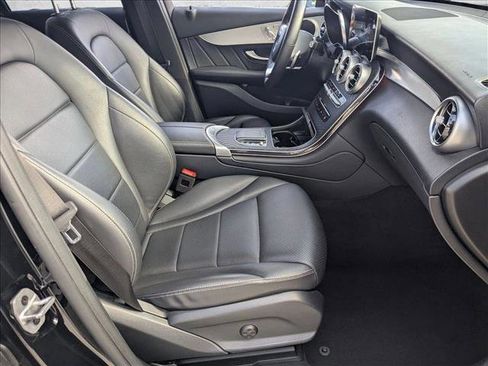 Used 2022 Mercedes-Benz GLC 300 image 20