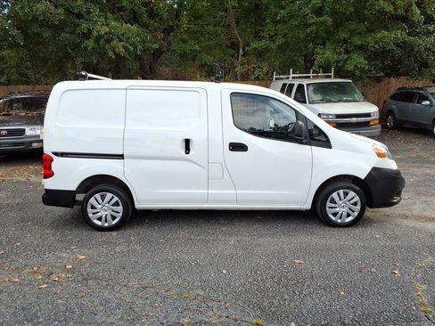Used 2019 Nissan NV200 S w/ Cruise Control Package FWD image 2