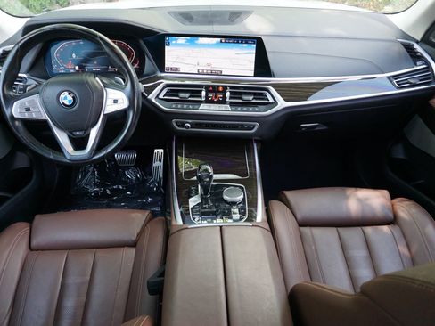 Used 2020 BMW X7 xDrive40i w/ Premium Package AWD/4WD image 28