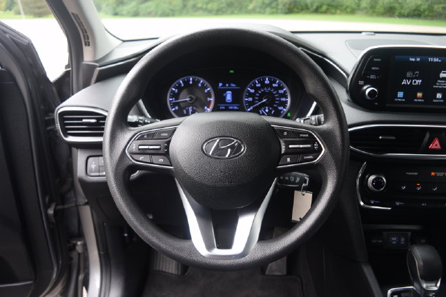 Used 2019 Hyundai Santa Fe SE AWD/4WD image 4