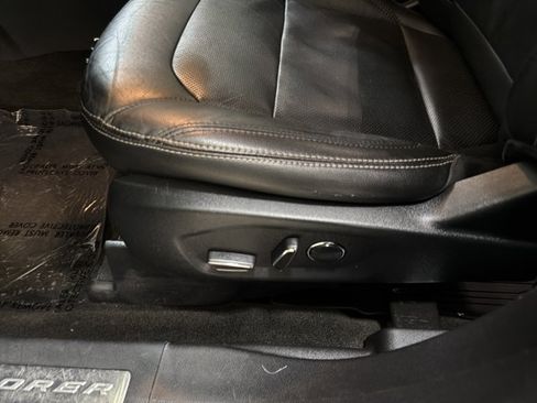 Used 2018 Ford Explorer Limited AWD/4WD image 17