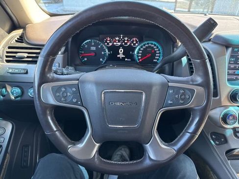 Used 2017 GMC Yukon Denali image 17
