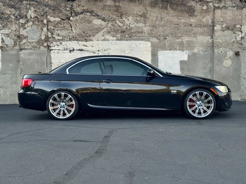 Used 2011 BMW 335is Convertible RWD image 3
