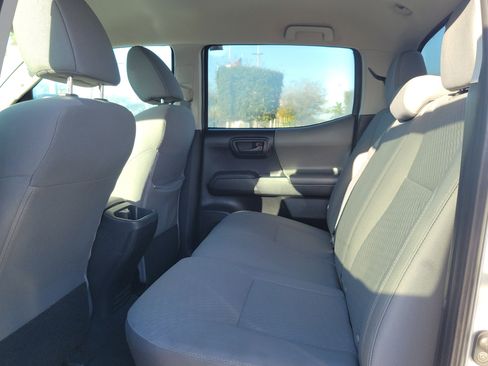 Used 2020 Toyota Tacoma SR w/ SR Convenience Package RWD image 18