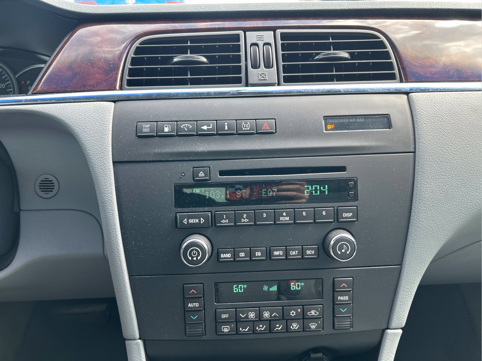 Used 2007 Buick LaCrosse CX w/ Chrome Enhancement Package FWD image 14