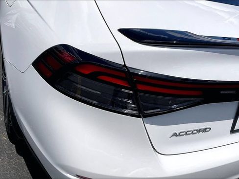 Used 2023 Honda Accord Sport image 29