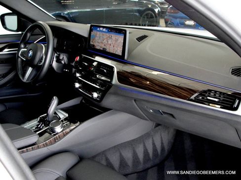 Used 2023 BMW 540i w/ M Sport Package RWD image 35