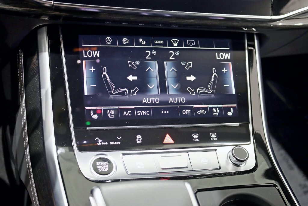 Used 2025 Audi Q8 Prestige AWD/4WD image 27