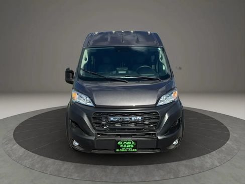 Used 2025 RAM ProMaster 3500 w/ Premium Convenience Group FWD image 3