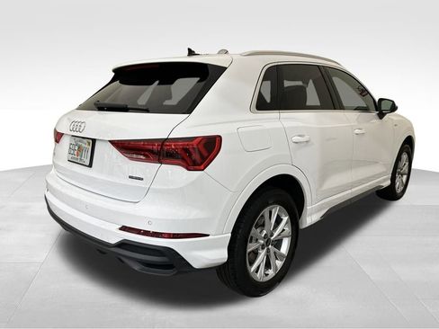 Used 2025 Audi Q3 2.0T Premium image 5