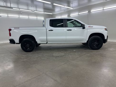 Used 2020 Chevrolet Silverado 1500 LT Trail Boss image 12
