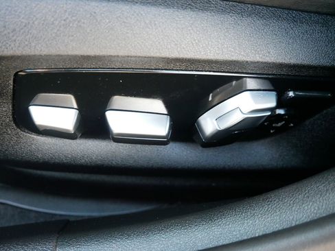 Used 2020 BMW M5 w/ Executive Package image 20